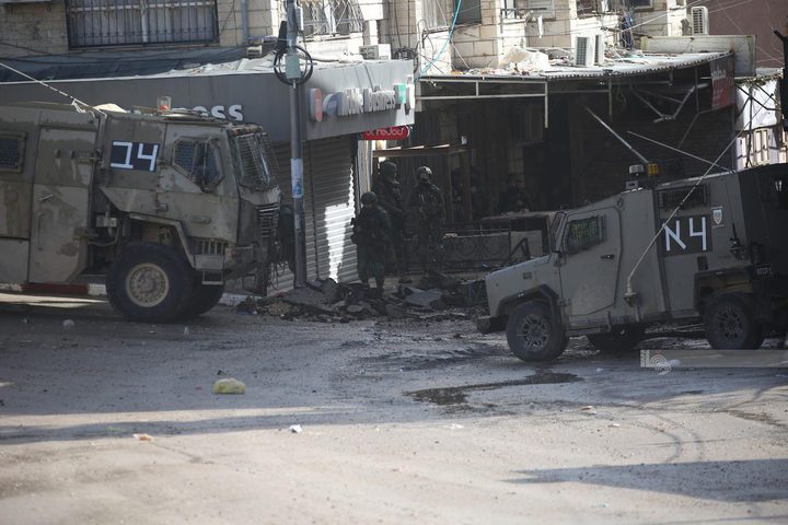 الاحتلال يعتقل 4 مواطنين من اكتابا شرق طولكرم