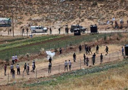 إصابات بالاختناق إثر اعتداء قوات الاحتلال ومستوطنوه على كيسان شرق بيت لحم