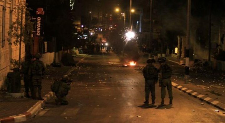 مواجهات مع الاحتلال في كوبر شمال رام الله