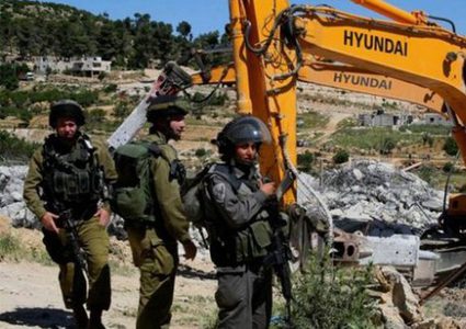الاحتلال يهدم منزلا قيد الإنشاء في الخضر جنوب بيت لحم