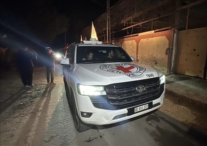 "القسام" وسرايا القدس تسلمان جثة أسير إسرائيلي في غزة