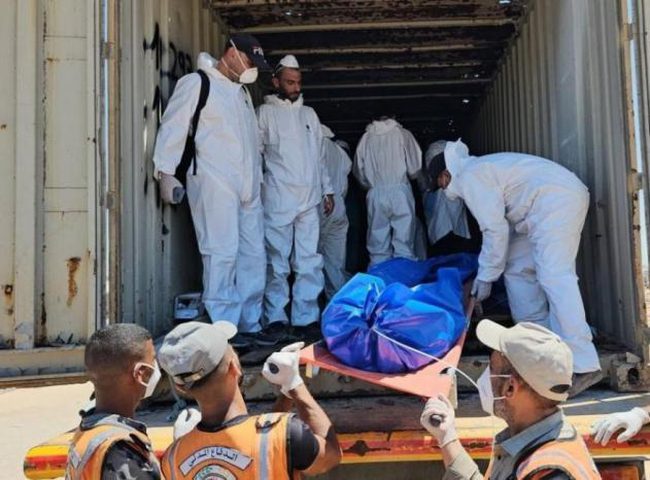 الاحتلال يفرج عن جثامين 15 شهيدًا من غزة ضمن صفقة التبادل