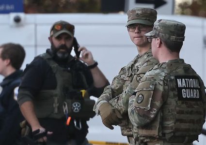 من هو مطلق النار قرب البيت الأبيض مستهدفا عنصرين بالحرس الوطني؟