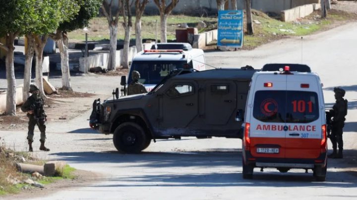 الاحتلال يعدم شابين بالرصاص الحي من مسافة الصفر في حي جبل أبو ظهير بمدينة جنين