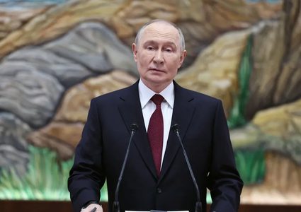 بوتين لأول مرة يكسر الصمت ويعلق على شائعة خلافه مع لافروف