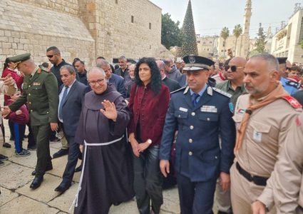 وصول موكب حارس الأراضي المقدسة إلى بيت لحم إيذانا بالبدء باحتفالات أعياد الميلاد