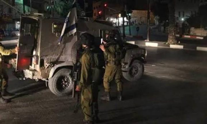 الاحتلال يطلق قنابل الغاز تجاه المركبات عند المدخل الشرقي لقلقيلية