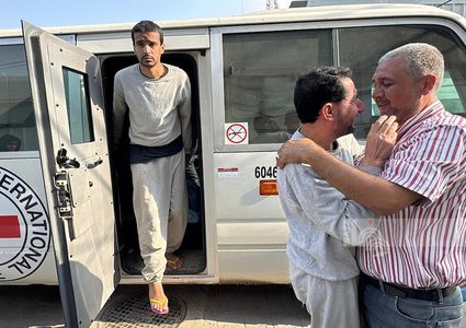 الاحتلال يفرج عن 5 أسرى من قطاع غزة