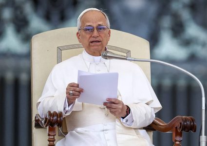 بابا الفاتيكان يحث الشرق الأوسط على تغيير المسار بعيدا عن "أهوال الحرب"