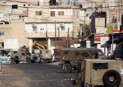 قوات الاحتلال تفجر منزل الأسير عبد الكريم صنوبر قرب نابلس (محدث)