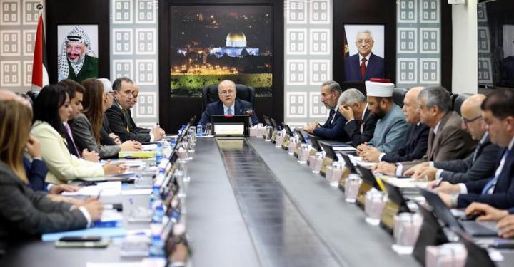 الحكومة الفلسطينية تقر إجراء انتخابات الهيئات المحلية في نيسان المقبل