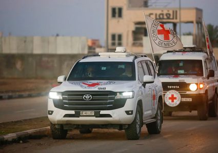 الصليب الأحمر: دعمٌ متواصل لانتشال جثامين الشهداء وسط تعقيدات العمل الميداني