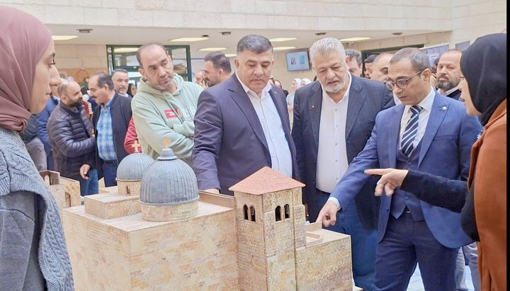 بالصور|جامعة النجاح تحيي يوم القدس بأجواء تراثية أصيلة "القدس في قلب النجاح"