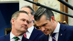 قضية هيغسيث و"سيغنال" تعود للواجهة.. التقرير يصل للكونغرس