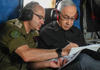 نتنياهو يعيّن سكرتيره العسكري رئيساً للموساد وسط احتجاجات واسعة