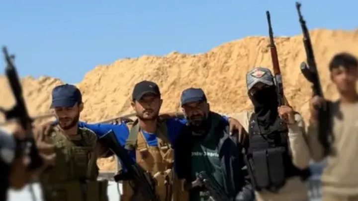 حماس: مصير المتعاونين مع الاحتلال مثل ياسر أبو شباب سقوط في مزابل التاريخ