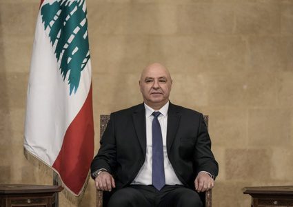 عون: المحادثات مع إسرائيل كانت إيجابية وهدفها هو تجنب حرب ثانية