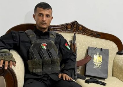 العشائر الفلسطينية: مقتل ياسر أبو شباب رسالة لكل المتعاونين مع الاحتلال