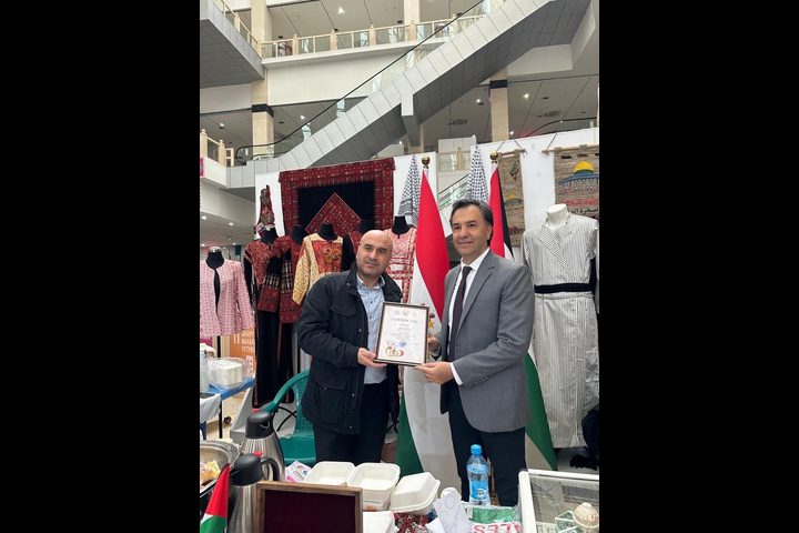سفارة فلسطين في طاجيكستان تشارك في البازار الخيري الدبلوماسي