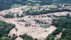 ارتفاع حصيلة ضحايا الفيضانات والانهيارات الأرضية في سومطرة الإندونيسية إلى 914