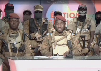 انقلاب جديد في أفريقيا.. العسكر يسيطرون على السلطة في بنين