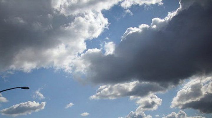 حالة الطقس: أجواء غائمة وباردة وانخفاض آخر على الحرارة