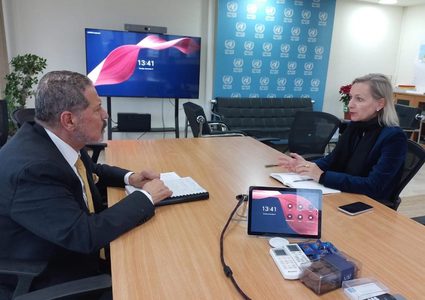 الممثل الخاص للرئيس "ياسر عباس" يلتقي مديرة الأونروا في لبنان