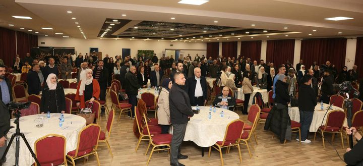 "قامات" تطلق العرض الأول لفيلم "أرض تمشي معه"