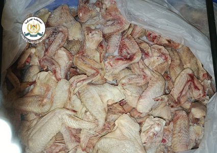 ضبط 2.5 طن دجاج مجمد فاسد في رام الله