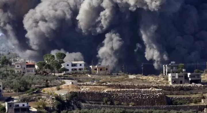 الاحتلال يفجّر منزلين في ميس الجبل جنوب لبنان