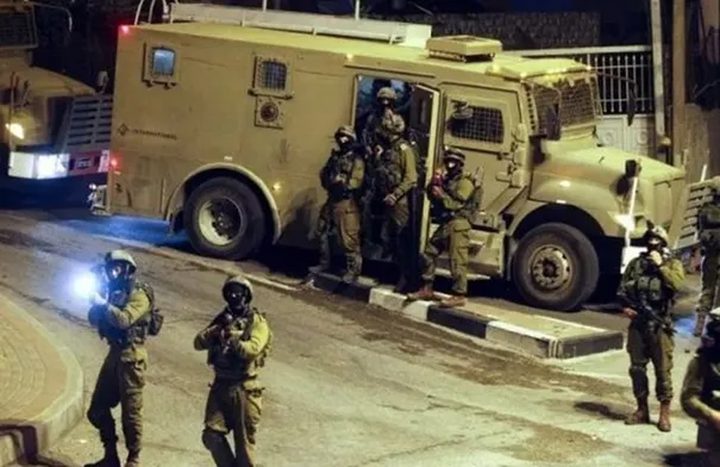 الاحتلال يقتحم بلدة عنبتا شرق طولكرم ويعزز انتشاره في شوارعها