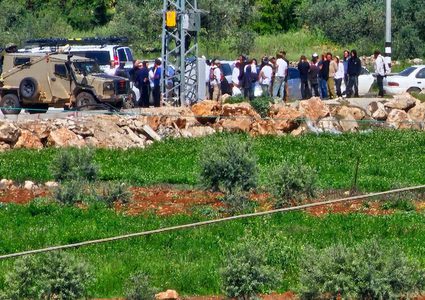 مستوطنون يطلقون الرصاص على شبان في خربة أبزيق شمال طوباس