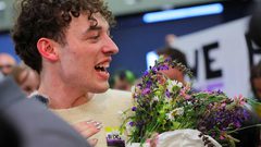 فنان سويسري يتخلى عن كأس "يوروفيجن" احتجاجًا على مشاركة إسرائيل