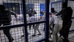 الأسرى اللبنانيون بإسرائيل.. ثلثهم اعتقل بعد اتفاق وقف النار