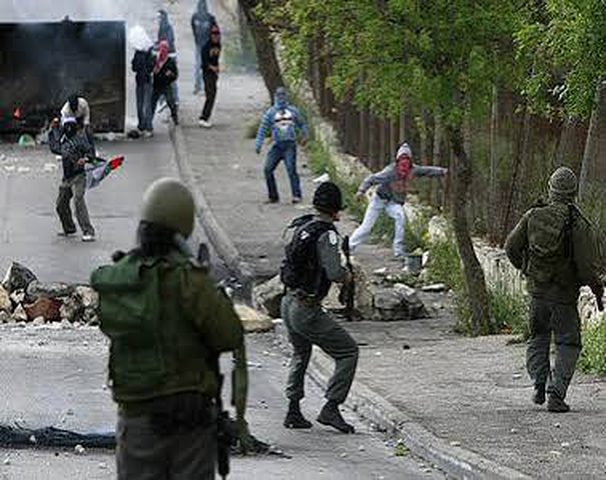 مواجهات مع الاحتلال في قرية عابود شمال رام الله