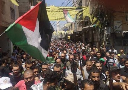 لبنان: اعتصامات حاشدة بالمخيمات دعمًا للقيادة الفلسطينية ورفضًا للمساس بالاونروا