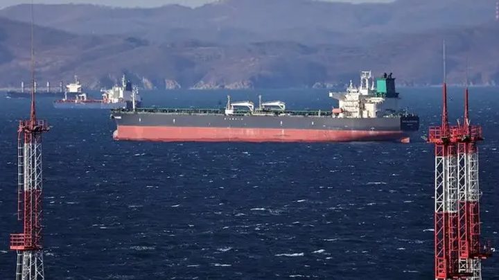 ما هو  أسطول الظل الروسي؟