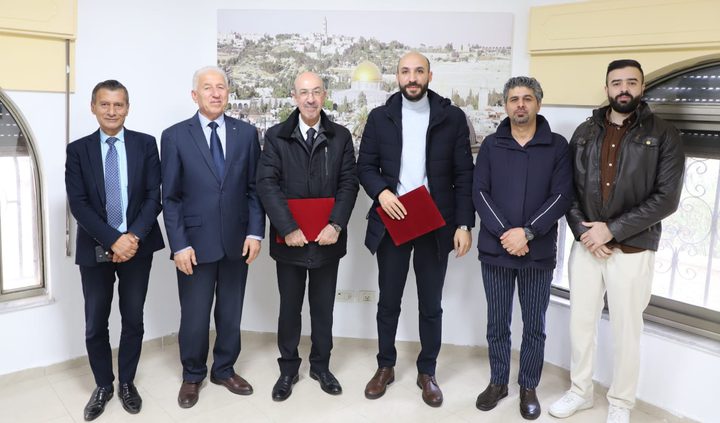 مؤسسة ياسر عرفات و"قامات" توقعان اتفاقية تعاون