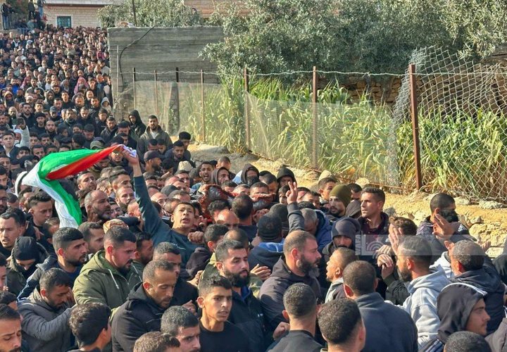 "حزنٌ كبيرٌ ودموع" تشييع حاشد للشهيد الفتى مهيب أحمد جبرين (16 عام) الذي ارتقى اليوم برصاص مستوطن في تقوع جنوب شرقي بيت لحم.