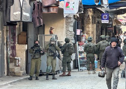 جانب من انتشار جيش الاحتلال داخل البلدة القديمة في نابلس