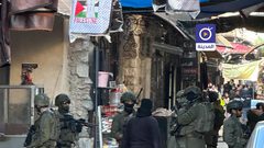 جانب من انتشار جيش الاحتلال داخل البلدة القديمة في نابلس