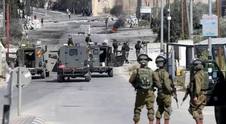 الاحتلال يقتحم مخيم عسكر الجديد شرق نابلس