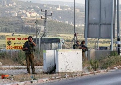 الاحتلال ينصب حواجز عند مداخل أريحا