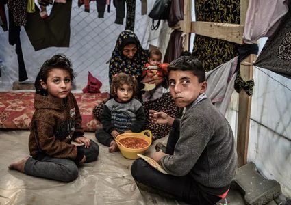 "الصحة العالمية": 100 ألف طفل في غزة سيعانون سوء تغذية حاد بحلول نيسان المقبل