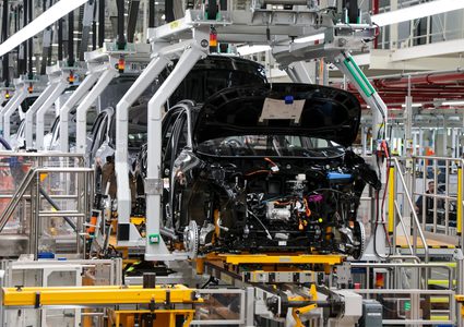 اقتصاد ألمانيا يواجه تراجعًا حادًا وسط موجة إفلاسات وإغلاق مصانع تاريخية