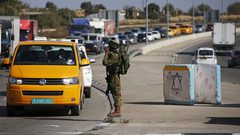 الاحتلال يشدد إجراءاته على حاجزي الحمرا وتياسير العسكريين