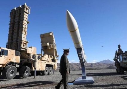 تحذير إسرائيلي ومؤشرات على إعادة بناء قدرات إيران الصاروخية