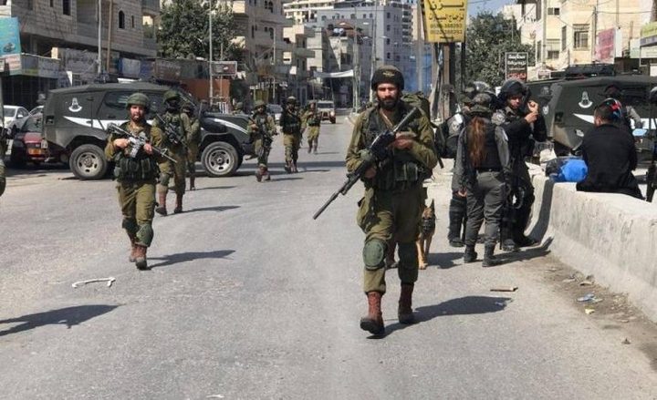 إصابة برصاص الاحتلال عقب اقتحام مخيم قلنديا