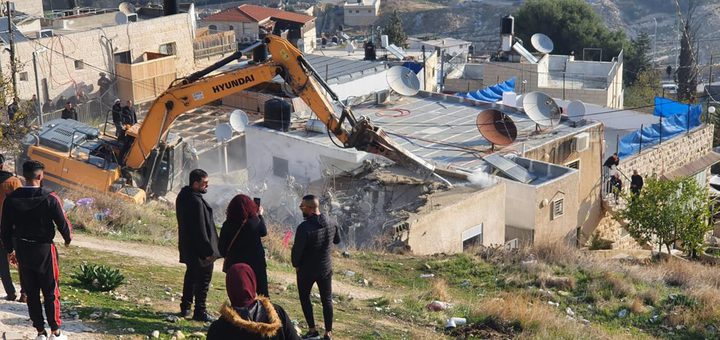 الاحتلال يهدم منزلين في جبل المكبر شرق القدس