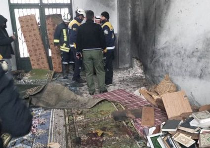 تفجير مسجد في حمص يوقع 8 قتلى و18 مصابًا والتحقيقات مستمرة